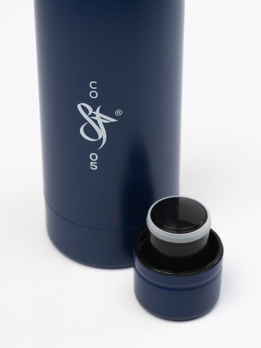 Standfor Classic Thermal Bottle Blue- open lid detail